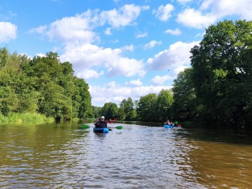 Zakończenie roku szkolnego w kajaku na Warcie, 